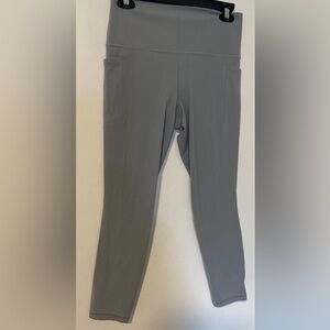Athleta Women's Gray Salutation Stash High Rise 7/8 Leggings Size Medium